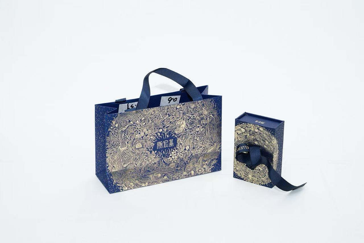 LumiPak Bag Image