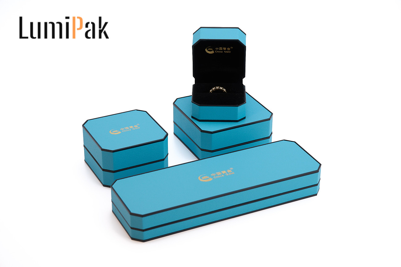 LumiPak Box Image